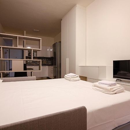 Ugo Bassi Lux Apartment Boloňa Exteriér fotografie